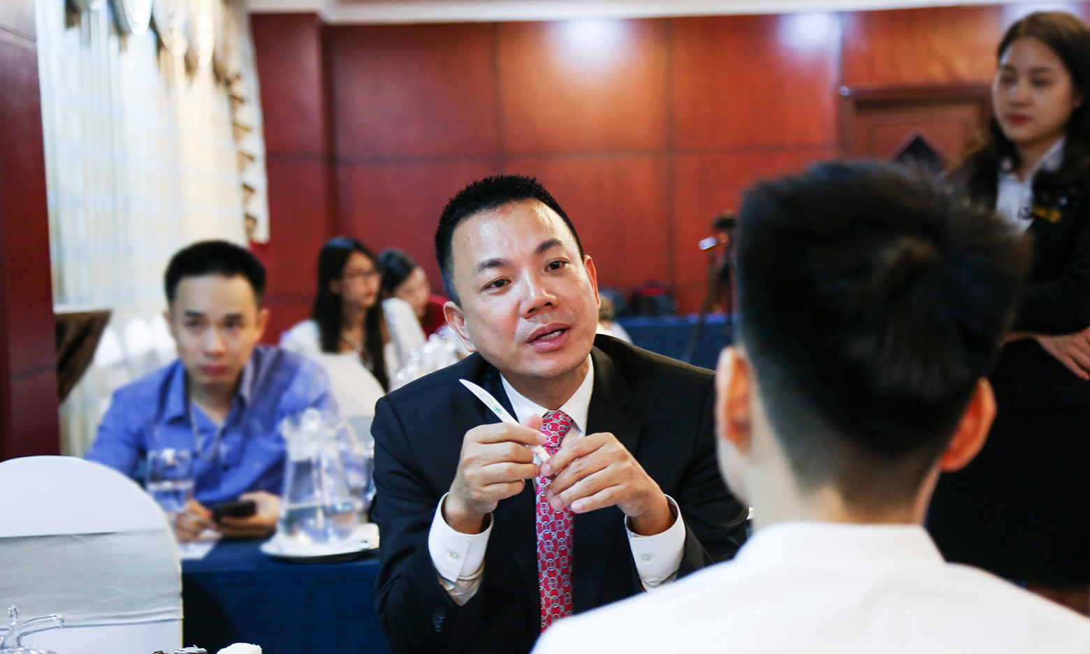 Tiến sĩ luật sư di trú Tony Huy Vu